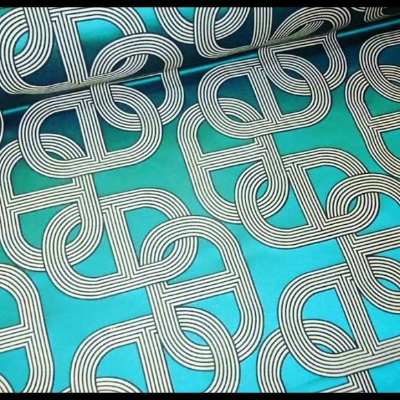 Meet your Posher, Schindler’s Fabrics ❤️ - Picture 5 of 9